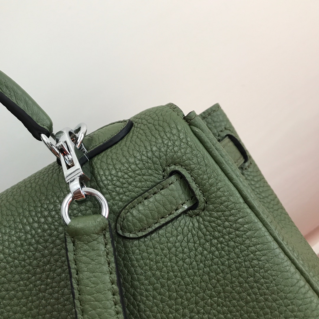 Hermes Kelly 32cm Handbag Shoulder Bag in Forest Green Togo Leather